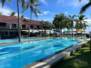 Сам-Рои-Йот: Dolphin Bay Beach Resort