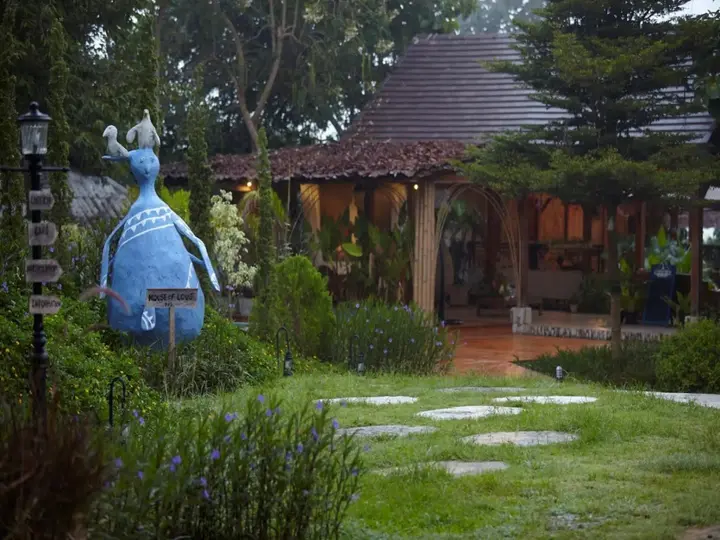 Паи: House of Love at Pai