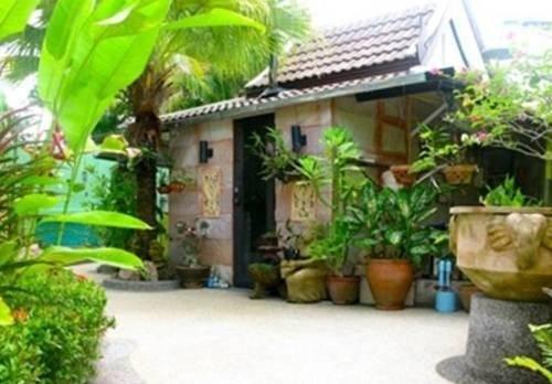 Тхаланг: Sunshine Villa Phuket