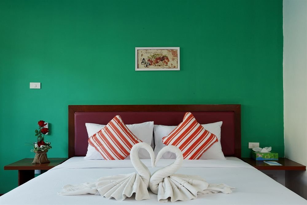 Кату: B-Bossa Patong Hotel