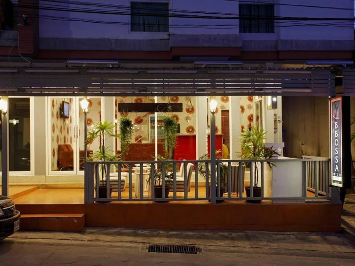 Кату: B-Bossa Patong Hotel