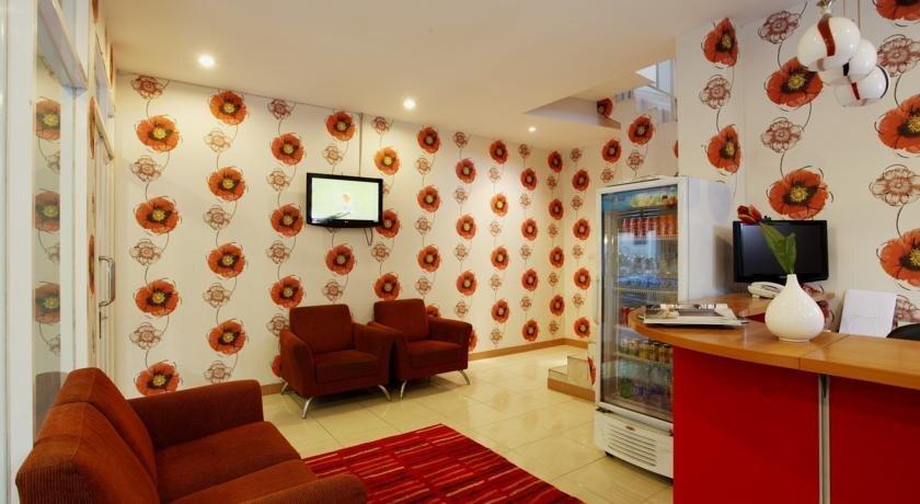 Кату: B-Bossa Patong Hotel