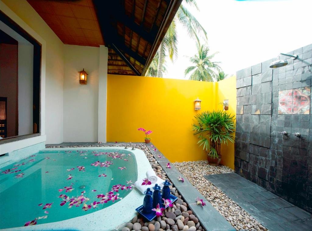 Ко-Яо-Яй: Elixir Koh Yao Yai