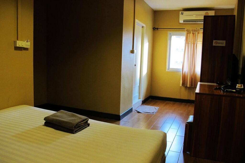 Бангкок: The Richy Place Guest House