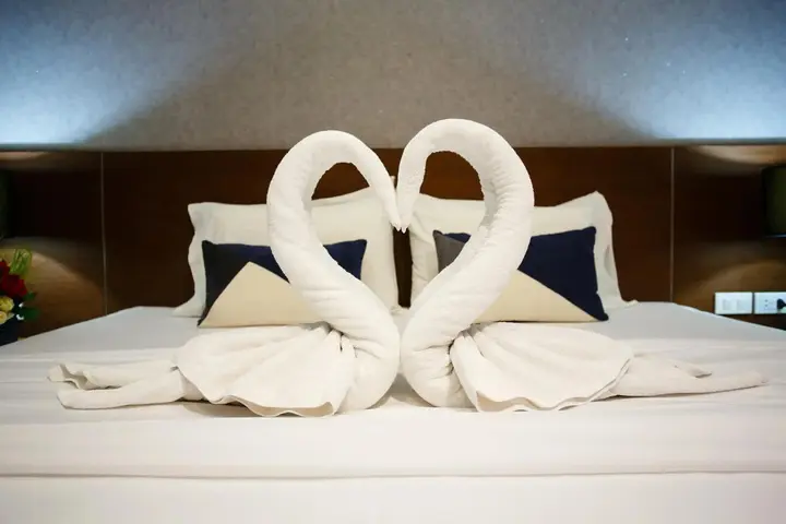Кату: Platinum Hotel