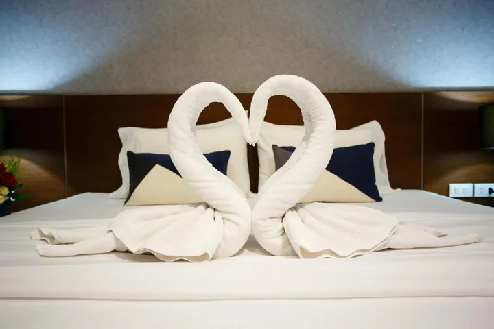 Кату: Platinum Hotel