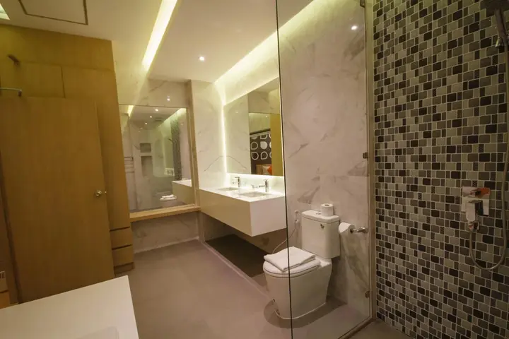 Кату: Platinum Hotel