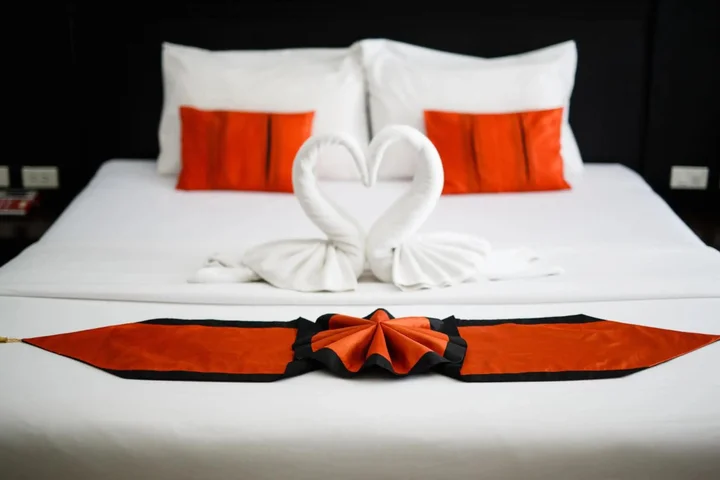 Кату: Platinum Hotel