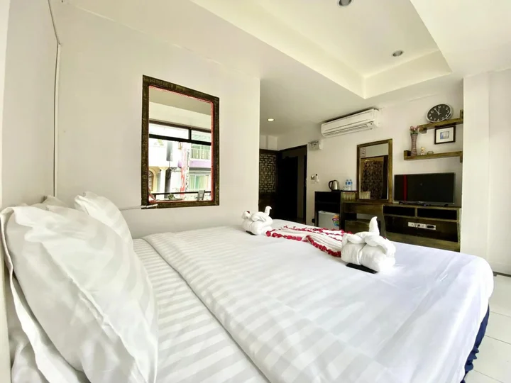 Кату: 2C Phuket Hotel