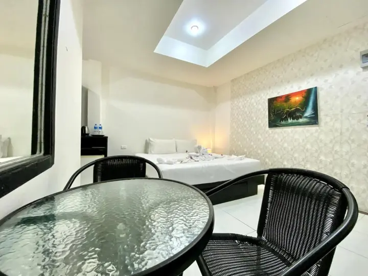 Кату: 2C Phuket Hotel