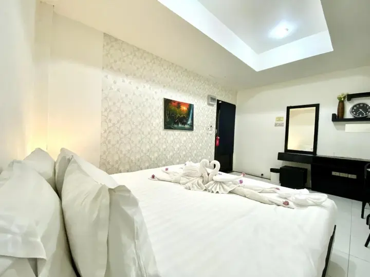 Кату: 2C Phuket Hotel