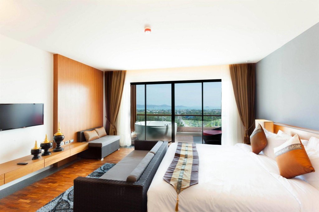 Муанг: Chalong Chalet Resort & Longstay