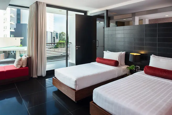 Паттайя: Отель Tsix5 Hotel