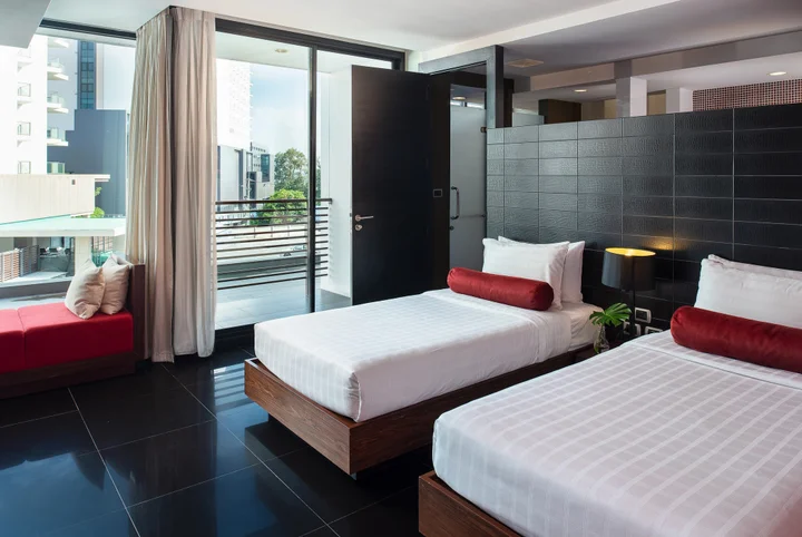 Паттайя: Отель Tsix5 Hotel