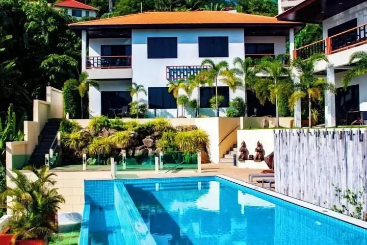 Кату: Baan Chom View Kamala