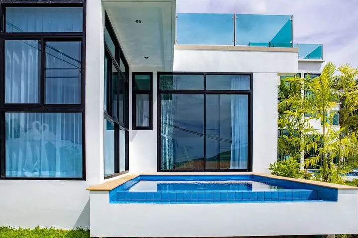 Кату: Baan Chom View Kamala