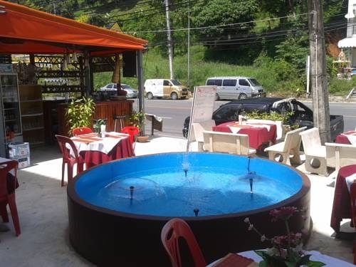 Кату: Ya Guesthouse