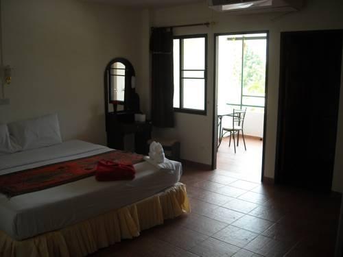 Кату: Ya Guesthouse