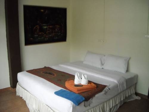 Кату: Ya Guesthouse