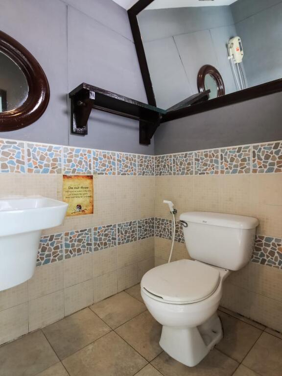 Пхи-Пхи-Дон: OYO 1103 Pirates House Hotel