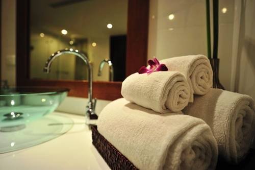 Кату: The Chantra Villas Phuket