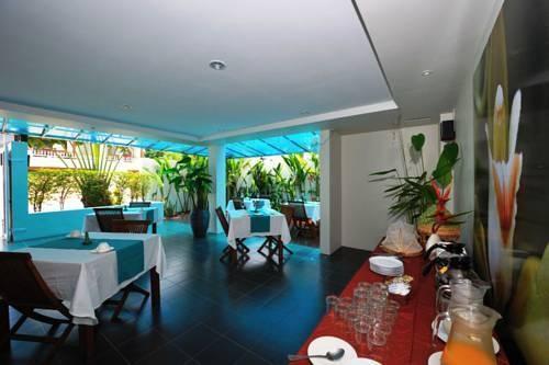 Кату: The Chantra Villas Phuket
