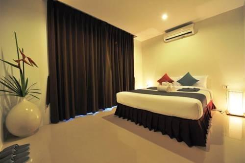 Кату: The Chantra Villas Phuket