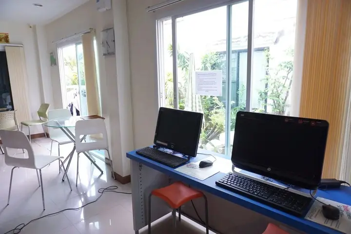 Муанг: Ananas Phuket Hostel