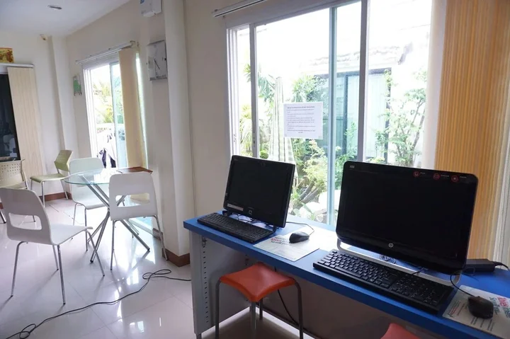 Муанг: Ananas Phuket Hostel