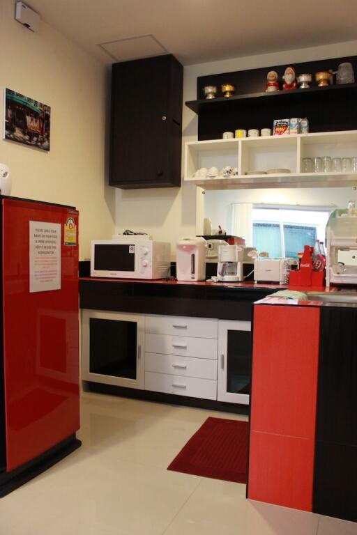 Муанг: Ananas Phuket Hostel