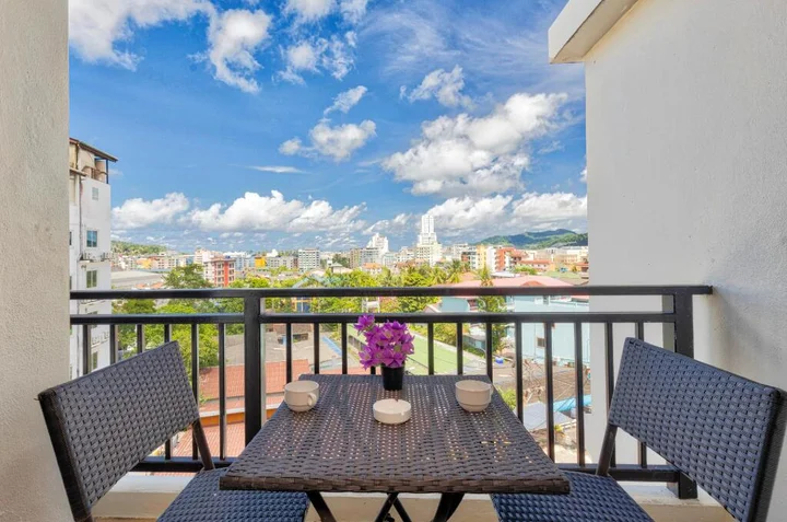 Кату: Lucky Patong Hotel