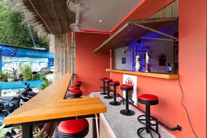 Кату: Lucky Patong Hotel