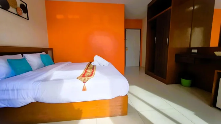 Кату: Lucky Patong Hotel