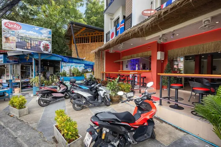 Кату: Lucky Patong Hotel