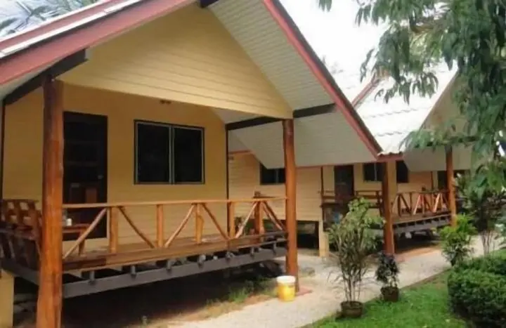 Сураттхани: Baan Tai Rom Yen Resort