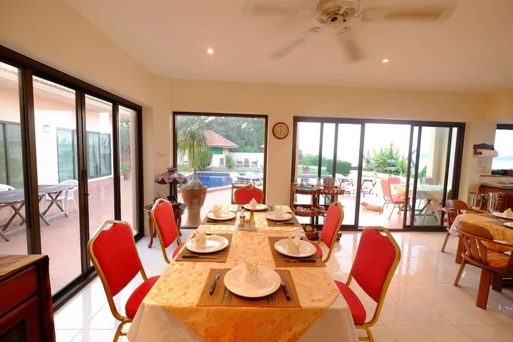 Мукдахан: Mukdahan Manor B&B