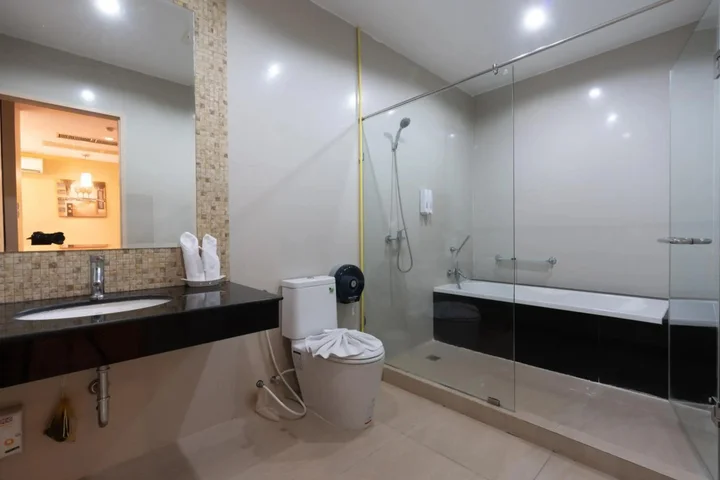 Бангкок: Greenview Ekkamai 10