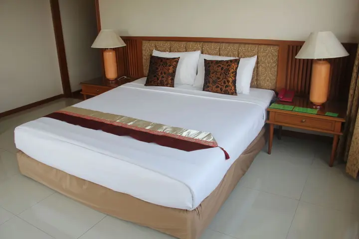 Сураттхани: K Park Grand Hotel