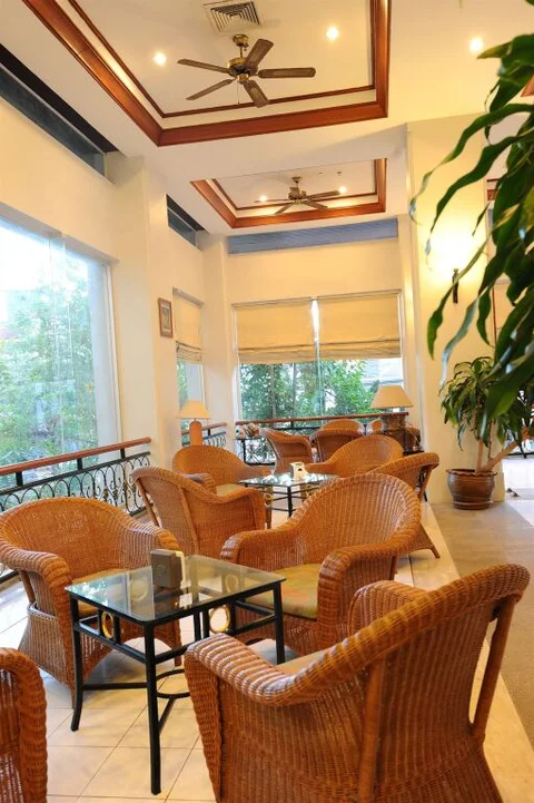 Сураттхани: K Park Grand Hotel