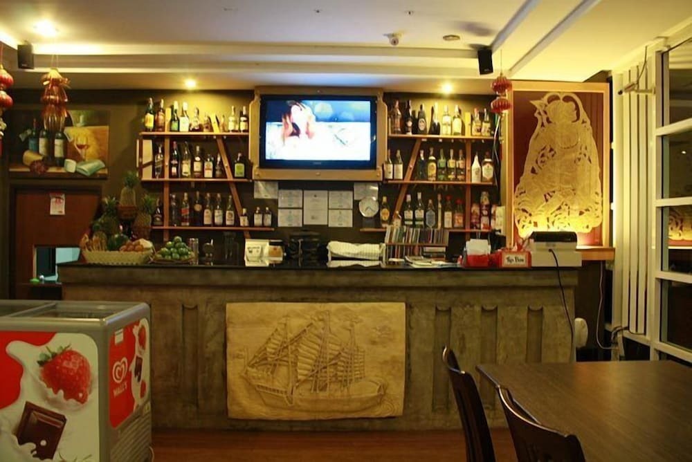 Пхукет: Triple Rund Place