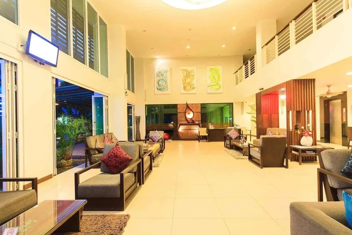 Кату: The Kris Residence