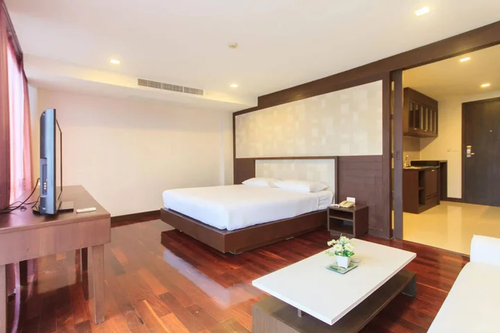 Кату: The Kris Residence