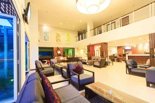 Кату: The Kris Residence