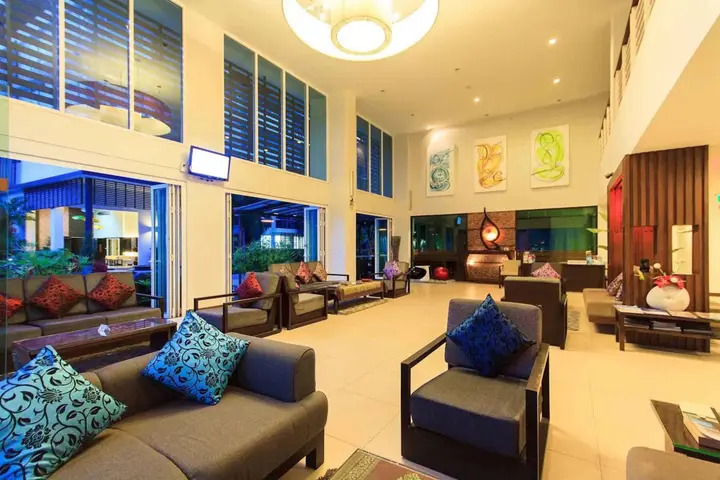Кату: The Kris Residence