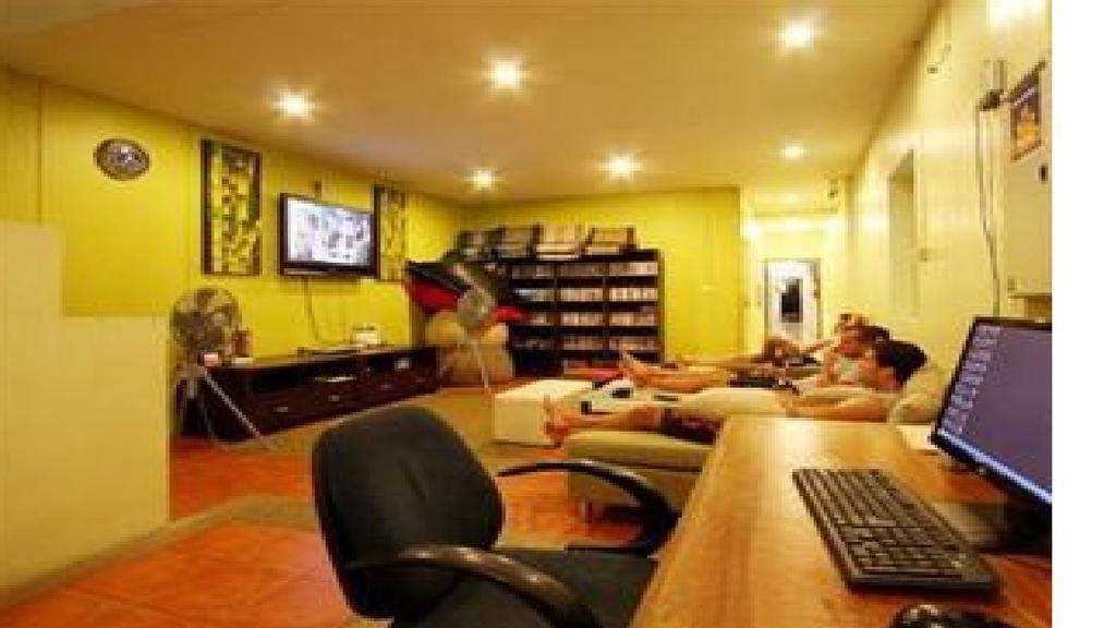 Муанг: OYO 1054 Phuket Backpacker Hostel