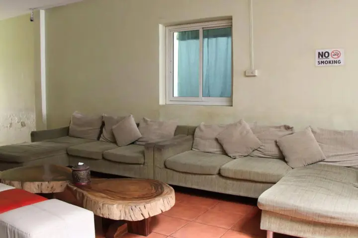 Муанг: OYO 1054 Phuket Backpacker Hostel