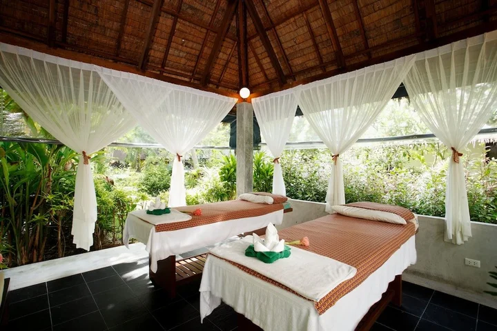 Такуа Па: Haadson Resort Khao Lak