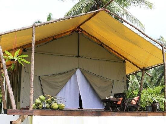 Такуа Па: Haadson Resort Khao Lak