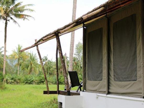 Такуа Па: Haadson Resort Khao Lak