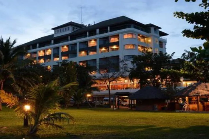 Ханом: Khanom Golden Beach Hotel